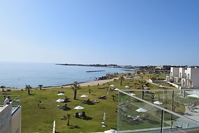 Amphora Hotel & Suites