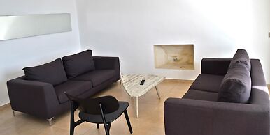 Amphora Hotel & Suites