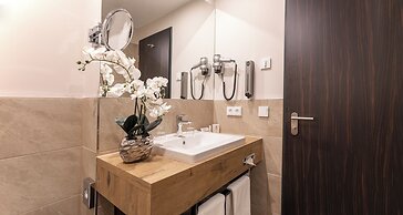 PLAZA Premium Berlin Kurfürstendamm