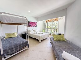 Bahía Taganga Hotel