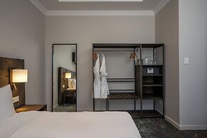 Radisson Hotel and Convention Centre OR Tambo Airport