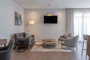Radisson Hotel and Convention Centre OR Tambo Airport