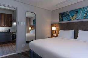 Radisson Hotel and Convention Centre OR Tambo Airport