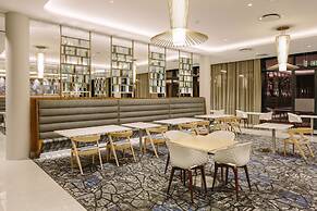Radisson Hotel and Convention Centre OR Tambo Airport