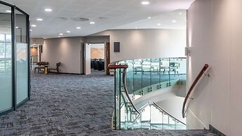 Radisson Hotel and Convention Centre OR Tambo Airport