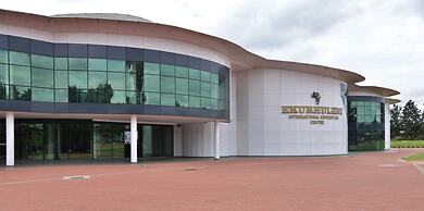 Radisson Hotel and Convention Centre OR Tambo Airport