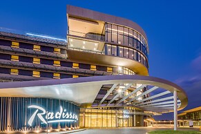 Radisson Hotel and Convention Centre OR Tambo Airport