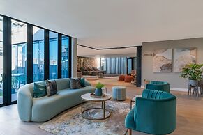 Radisson Hotel and Convention Centre OR Tambo Airport