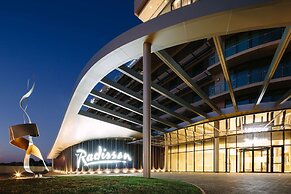 Radisson Hotel and Convention Centre OR Tambo Airport