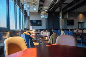 Radisson Hotel and Convention Centre OR Tambo Airport