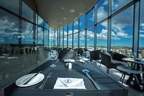 Radisson Hotel and Convention Centre OR Tambo Airport