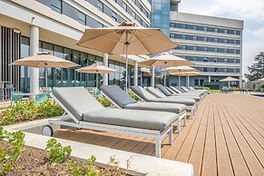 Radisson Hotel and Convention Centre OR Tambo Airport