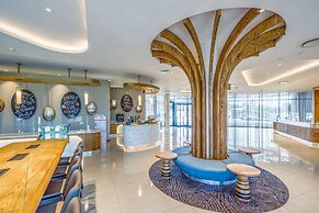 Radisson Hotel and Convention Centre OR Tambo Airport