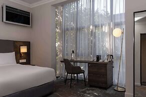 Radisson Hotel and Convention Centre OR Tambo Airport