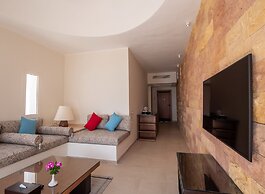 Fort Arabesque Resort, Spa & Villas