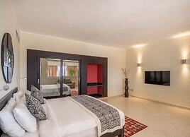 Fort Arabesque Resort, Spa & Villas