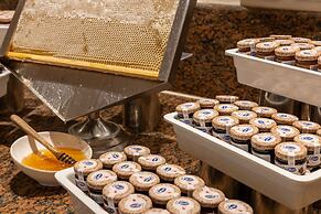 Fort Arabesque Resort, Spa & Villas