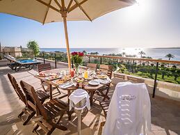Fort Arabesque Resort, Spa & Villas
