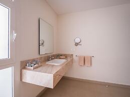 Fort Arabesque Resort, Spa & Villas