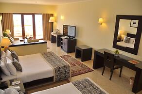 Fort Arabesque Resort, Spa & Villas