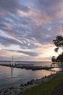 King's Pointe Waterpark Resort