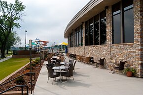 King's Pointe Waterpark Resort