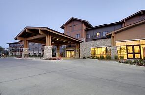 King's Pointe Waterpark Resort