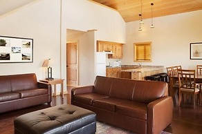 King's Pointe Waterpark Resort