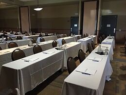 King's Pointe Waterpark Resort