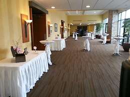 King's Pointe Waterpark Resort