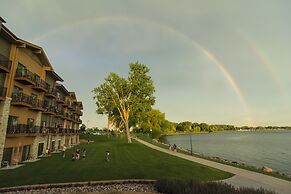 King's Pointe Waterpark Resort