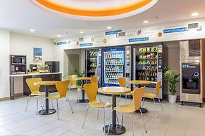 Motel 6 Swift Current, SK