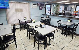 Canadian Motor Inn