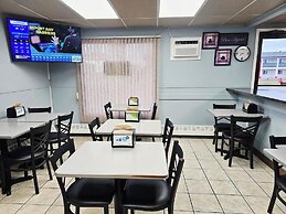 Canadian Motor Inn