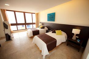 Isla Sol by Hotel Solymar