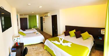 Isla Sol by Hotel Solymar