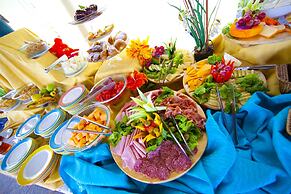 Isla Sol by Hotel Solymar