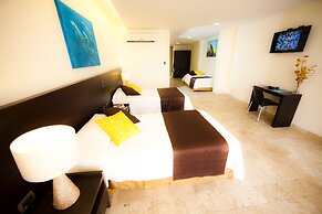 Isla Sol by Hotel Solymar