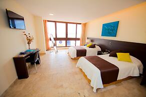 Isla Sol by Hotel Solymar