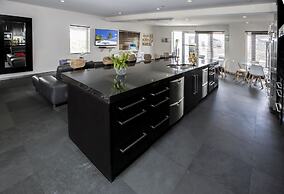 Posh South Beach Hostel