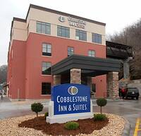 Cobblestone Inn & Suites - Marquette/Prairie du Chien
