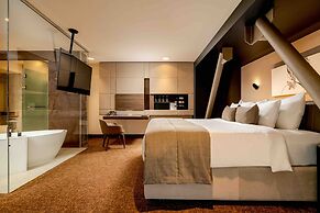 Kronwell Brasov Hotel