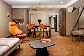 Kronwell Brasov Hotel