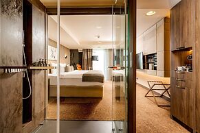 Kronwell Brasov Hotel