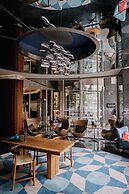 Renaissance Izmir Hotel