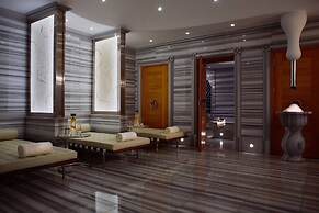 Renaissance Izmir Hotel