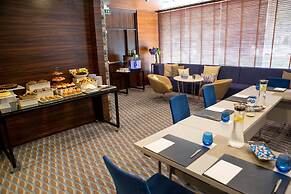 Renaissance Izmir Hotel