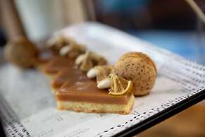 Renaissance Izmir Hotel