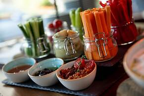 Renaissance Izmir Hotel