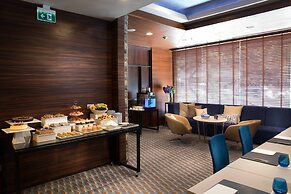 Renaissance Izmir Hotel